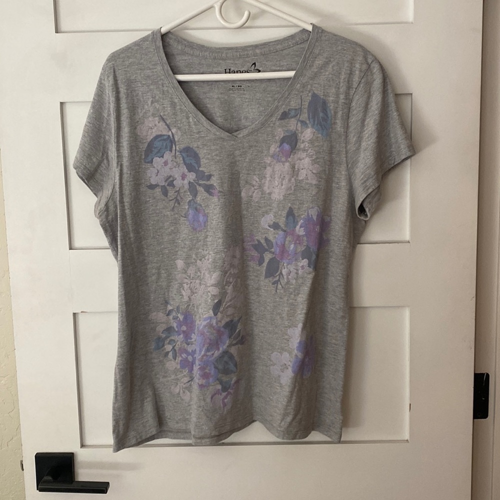 Simple little T